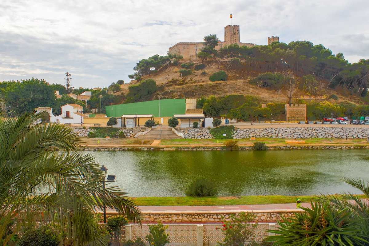 Apartment for sale in Zona Sohail (Fuengirola)