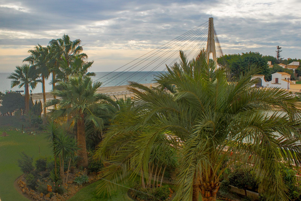 Apartment for sale in Zona Sohail (Fuengirola)