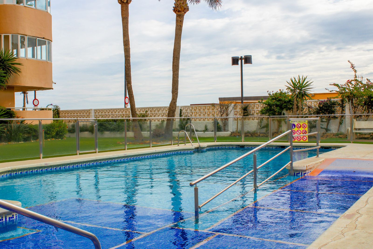 Apartment for sale in Zona Sohail (Fuengirola)