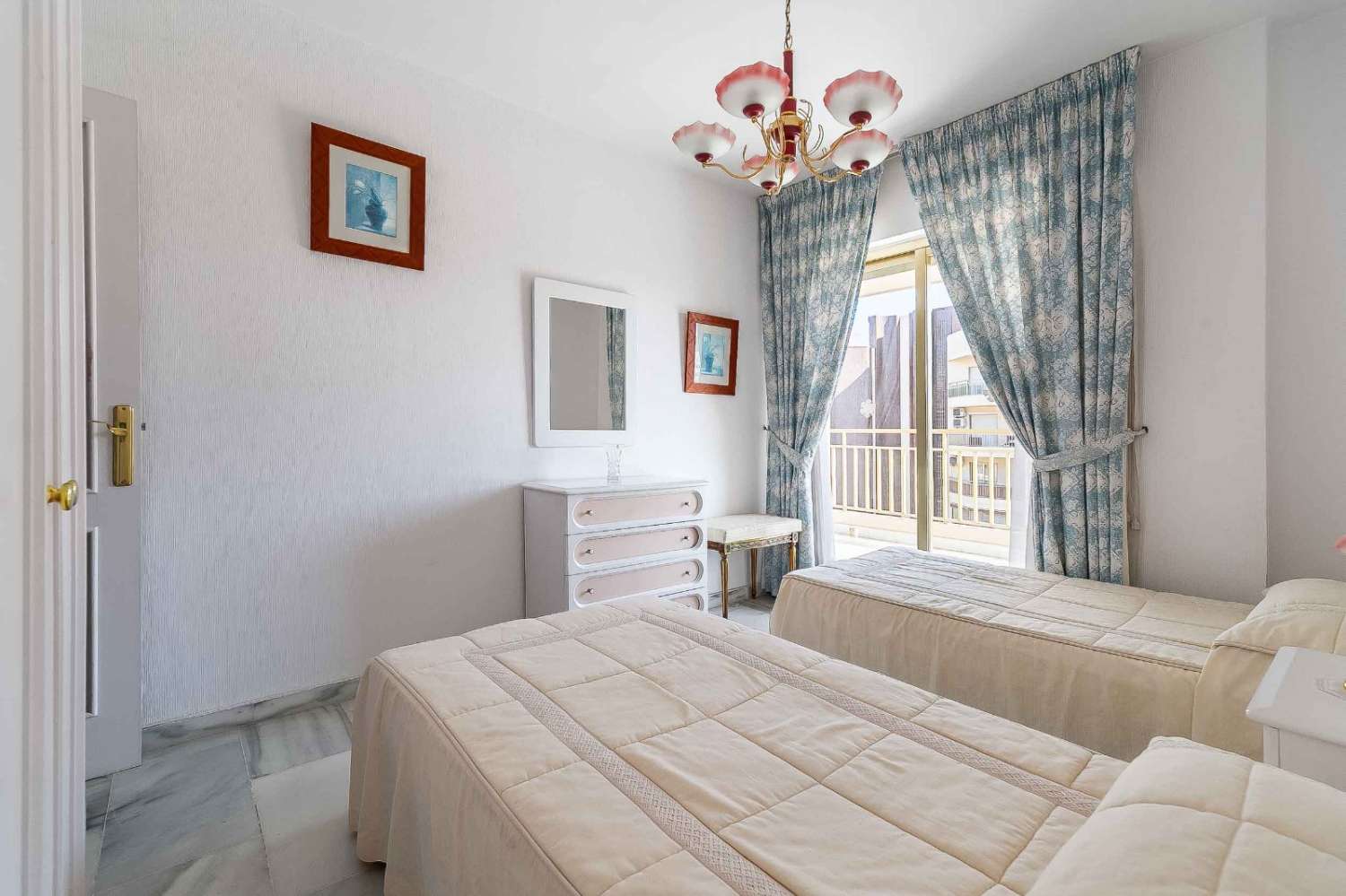 Apartment for sale in Zona Sohail (Fuengirola)
