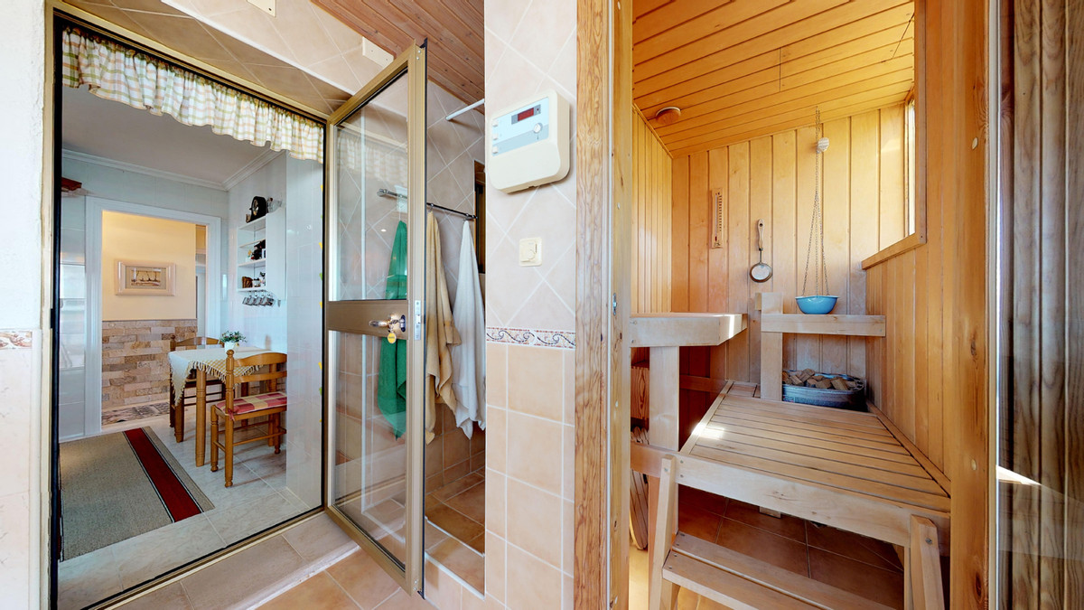 Penthouse for sale in Zona Sohail (Fuengirola)