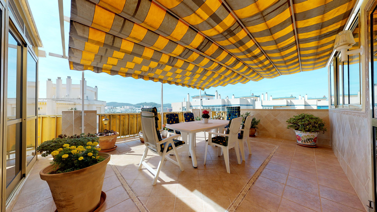 Penthouse for sale in Zona Sohail (Fuengirola)